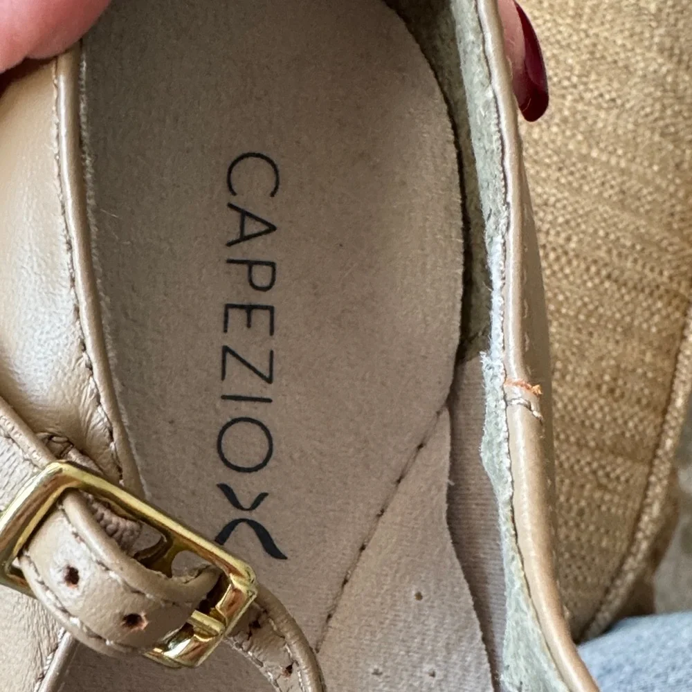Capezio Women's Tan Character Dance Heels 9M Style 650 - Picture 8 of 13